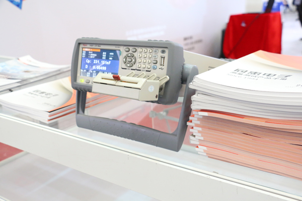 參加活動的企業在現場（chǎng）展示的展品1